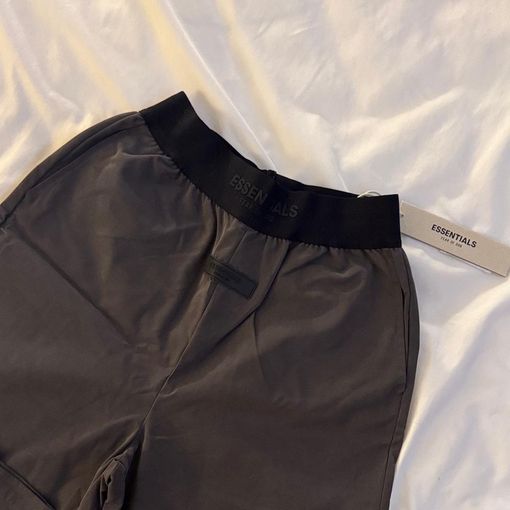 Essentials Fear of God Kids Trousers in ‘Iron’
